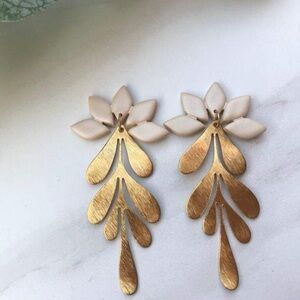 Elegant Gold and Beige Leaf Earrings